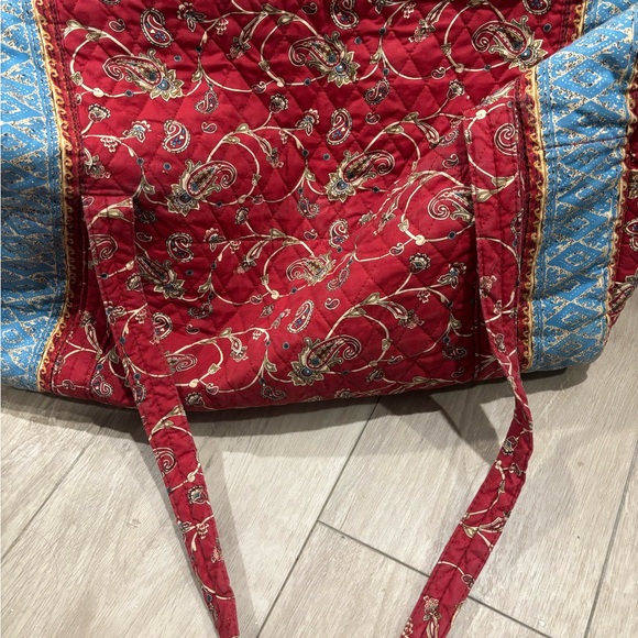 Handbags - 🌟 Americana by Sharif Quilted Tote – Red Paisley Print 🌟